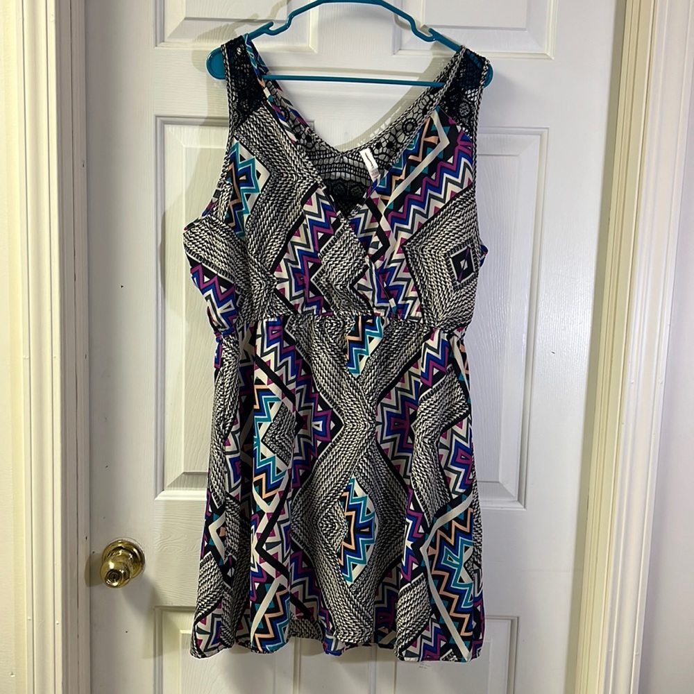Sleeveless Geometric Print Dress in Black, Purple & Teal